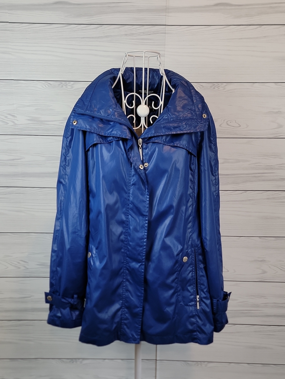 Platunum Utex Blue Lightweight Hooded Rain Jacket - Women's Size M
